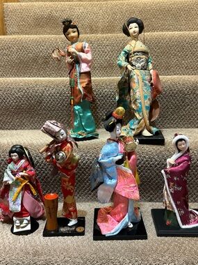Set of 6 Vintage Japanese Geisha Dolls  Kimono Figurines Fabric Porcelain Pretty